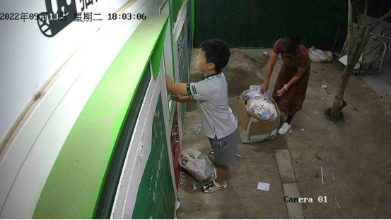 華展貓先生，智能廢品回收箱，廢品回收加盟，舊衣服回收柜