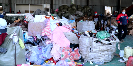 貓先生智能廢品回收箱，再生資源收集柜，小區(qū)垃圾回收站生產(chǎn)廠家