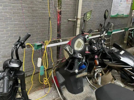 電動自行車充電樁，智能無線充電，電單車充電樁廠家